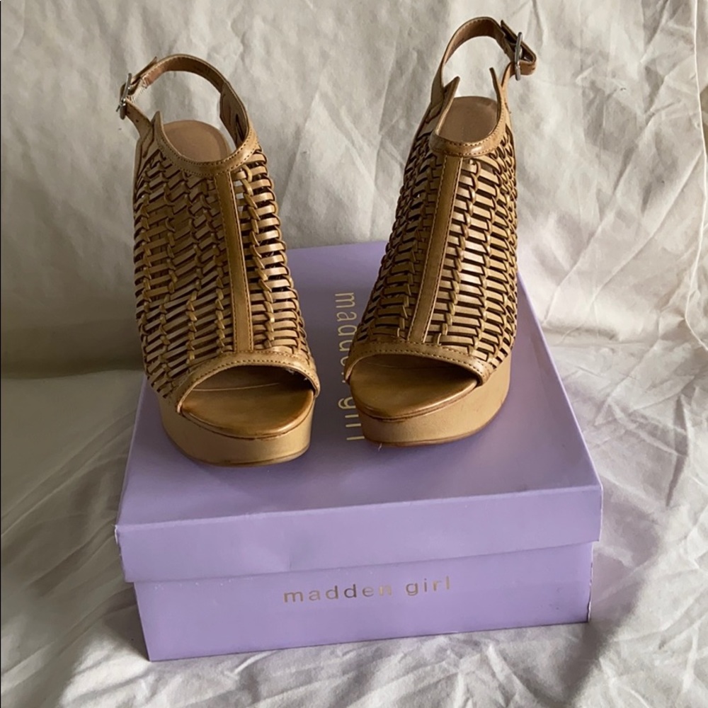 Madden Girl tan open toe wedges